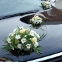 Róże i margaretki - ozdoba auta dla Młodej Pary