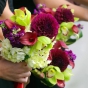 Hortensje, dalie i orchidee w bukiecie ślubnym